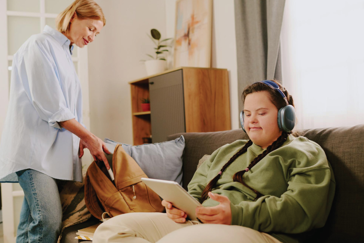 A practical, person-centred approach to daily tasks / shared living